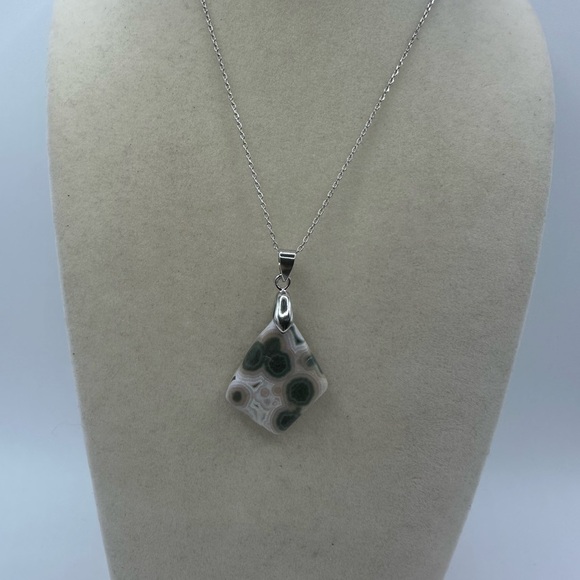 Ocean Jasper Pendant on Silver Chain - Picture 5 of 7